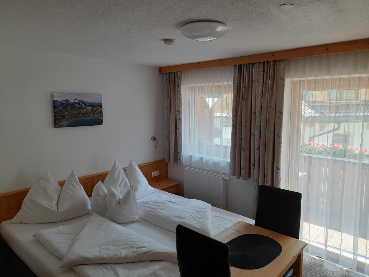 Gruenwaldhof Bed & Breakfast Tux Luaran gambar