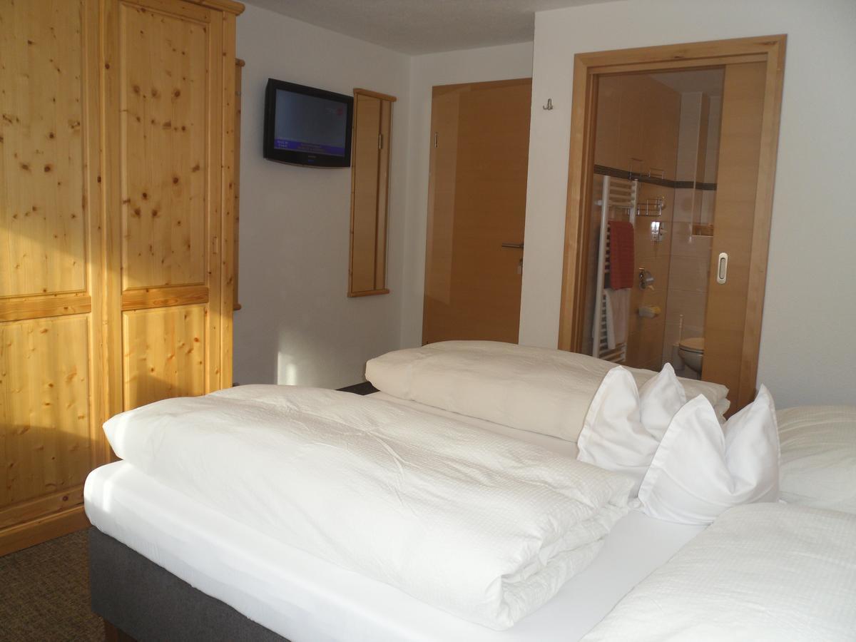 Gruenwaldhof Bed & Breakfast Tux Luaran gambar
