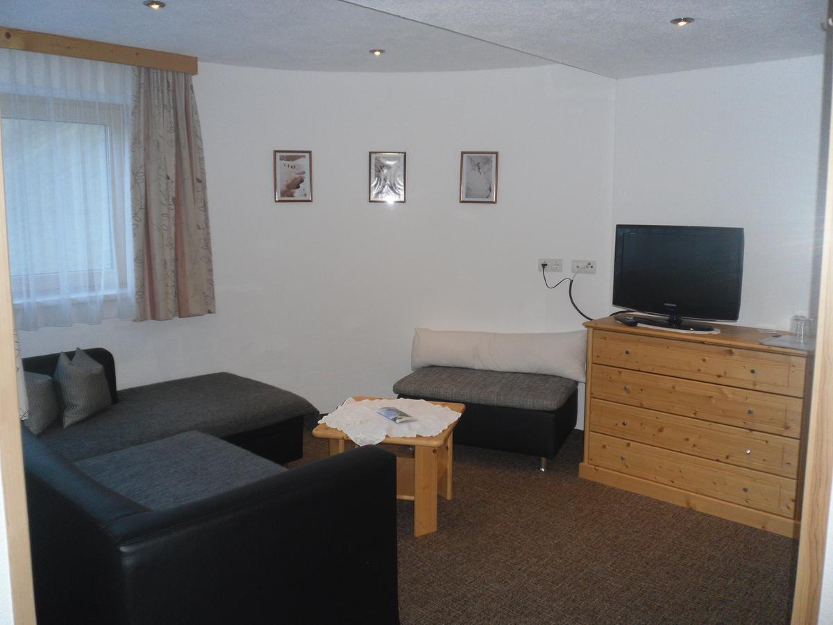 Gruenwaldhof Bed & Breakfast Tux Luaran gambar