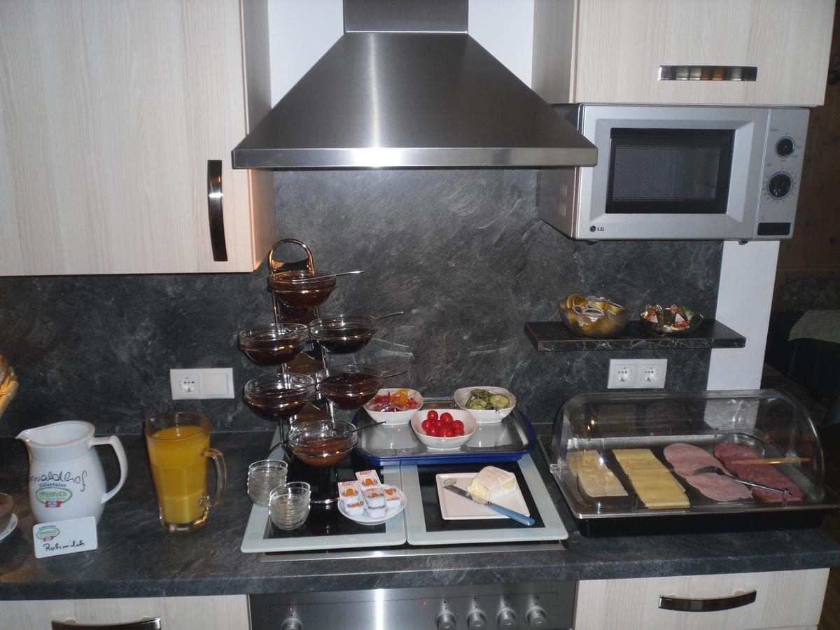 Gruenwaldhof Bed & Breakfast Tux Luaran gambar